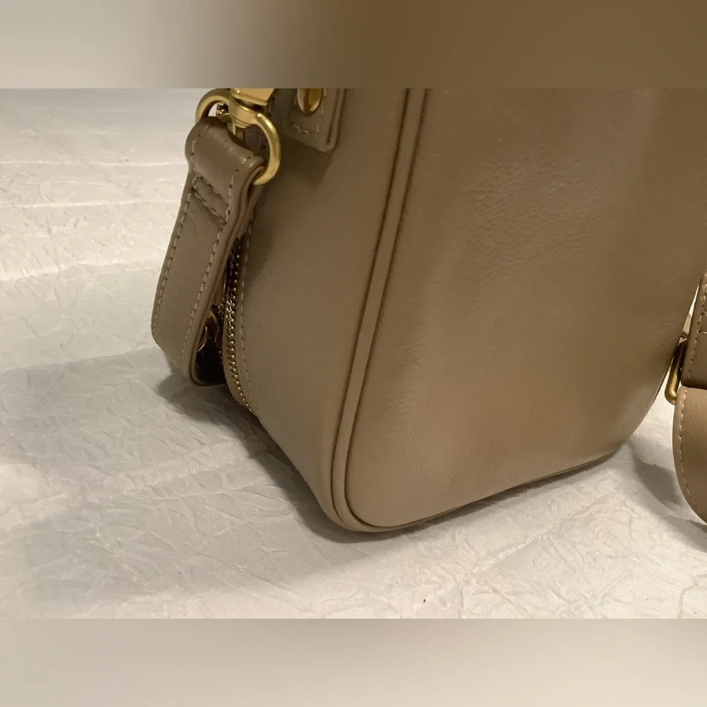 Minooy crossbody bag